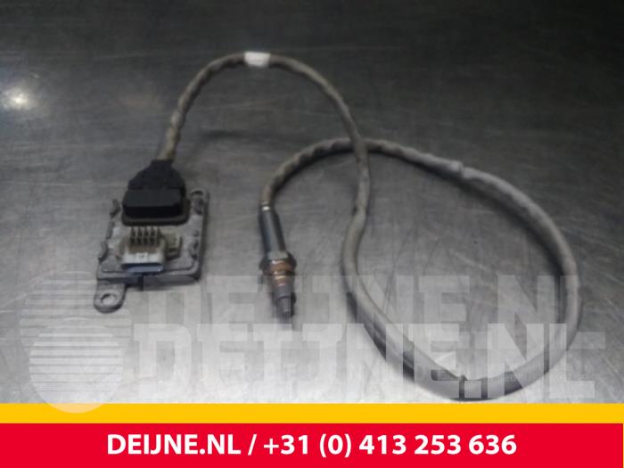 Gebruikte Nox sensor Renault Trafic (1FL/2FL/3FL/4FL) 1.6 dCi 95 Prijs € 169,40 Inclusief btw aangeboden door van Deijne Onderdelen Uden B.V.