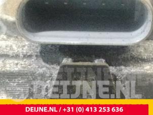 Renault Trafic Nox sensor O66650 foto 2