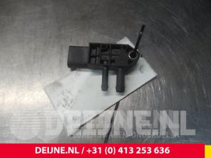 Volkswagen Caddy Boost pressure sensor O66692 photo 2