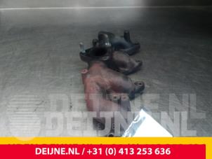 Hyundai H200 Abgaskrümmer O67150 foto 4