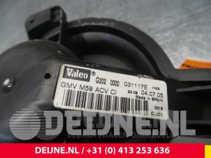 Citroen Berlingo Heating and ventilation fan motor O67379 photo 3