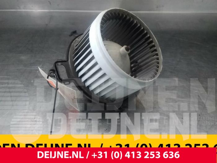 Citroen Berlingo Kachel Ventilatiemotor O67384