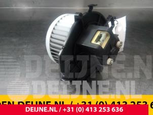 Citroen Berlingo Heizung Belüftungsmotor O67384 foto 2