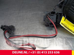 Opel Vivaro Heater resistor O67522 photo 4