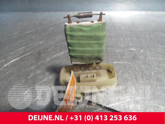 Opel Movano Kachel Weerstand O67523