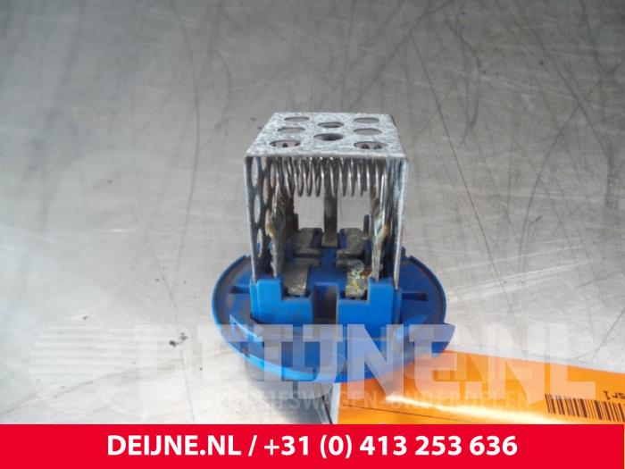 Volkswagen Crafter Kachel Weerstand O67576