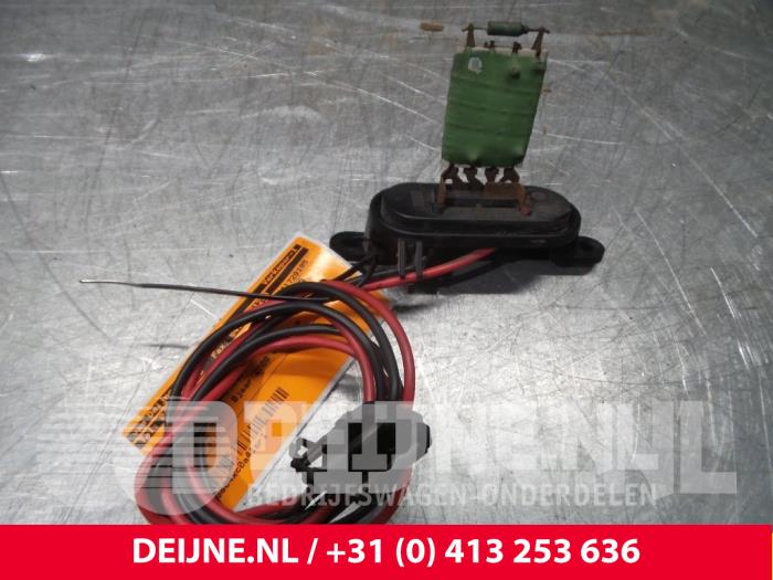 Renault Kangoo Kachel Weerstand O67651