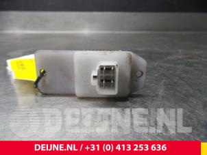 Mitsubishi Canter Heizung Widerstand O67659 foto 2