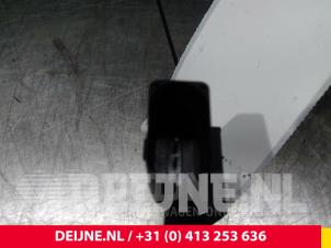 Volkswagen Transporter Particulate filter sensor O67983 photo 4