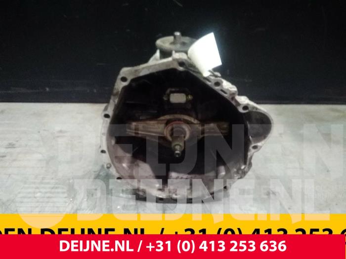 Volkswagen LT Gearbox O68623