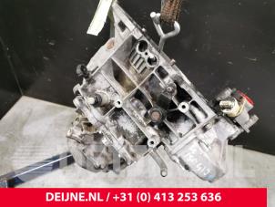 Fiat Scudo Versnellingsbak O68732 foto 3