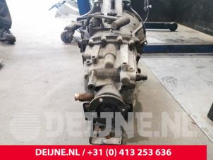 Iveco Daily Gearbox O68852 photo 2