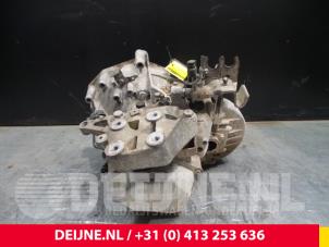 Peugeot Boxer Versnellingsbak O69033 foto 3