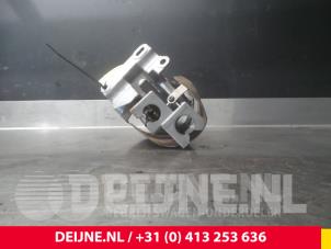 Opel Vivaro Versnellingspook O69450 foto 2