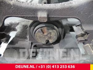 Ford Transit Custom Remklauw (Tang) links-achter O70105 foto 3