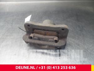 Hyundai H300 Bremszange links hinten O70240 foto 2