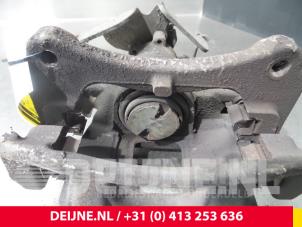 Ford Transit Custom Remklauw (Tang) rechts-achter O70332 foto 3