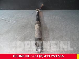Mercedes B-Klasse Rear shock absorber, left O70618 photo 2