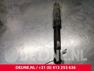 Hyundai H300 Schokdemper rechts-achter O70946 foto 3