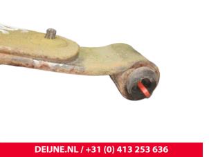 Nissan Vanette Blattfeder hinten O71402 foto 3