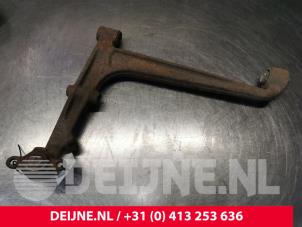 Volkswagen Transporter Draagarm onder links-voor O71759 foto 3