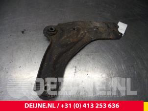 Nissan Primastar Front lower wishbone, left O71822 photo 2