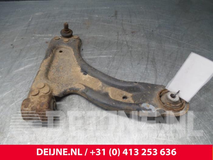 Opel Combo Querlenker unten rechts vorne O71952