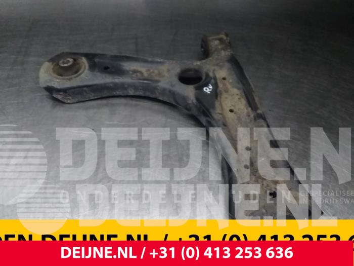 Volkswagen Polo Draagarm onder rechts-voor O71967