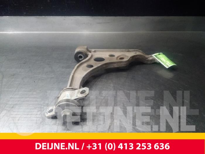 Fiat Ducato Querlenker unten rechts vorne O72010