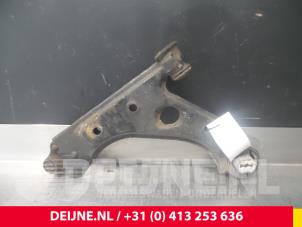 Citroen Nemo Draagarm onder rechts-voor O72062 foto 2