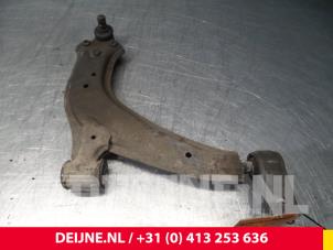 Peugeot Partner Front lower wishbone, right O72072 photo 2