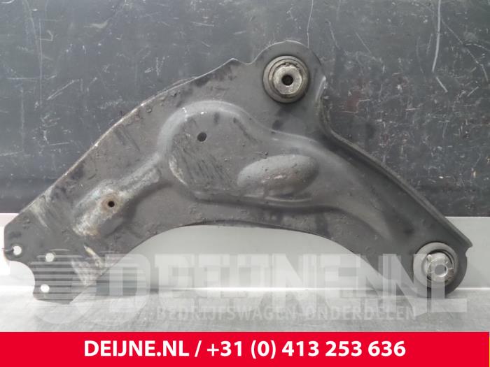 Renault Trafic Draagarm onder rechts-voor O72085