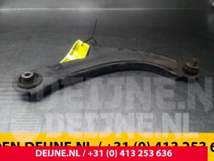 Renault Clio Draagarm onder rechts-voor O72089 foto 3