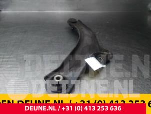 Renault Clio Draagarm onder rechts-voor O72089 foto 4