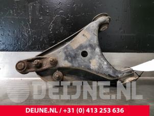 Renault Kangoo Querlenker unten rechts vorne O72097 foto 2