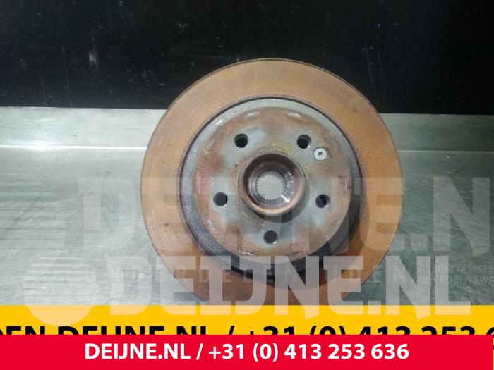 Mercedes Vito Fusee rechts-achter O72118