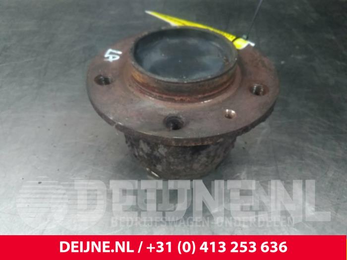 Renault Master Wiellager achter O72238