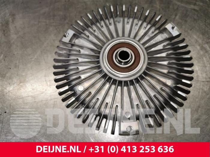 Mercedes Sprinter RI Scheibe Intelligent O9990000660