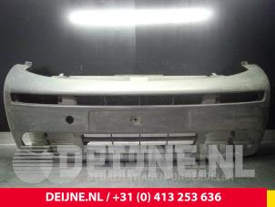 Gebruikte Voorbumper Opel Vivaro Prijs € 90,75 Inclusief btw aangeboden door van Deijne Onderdelen Uden B.V.