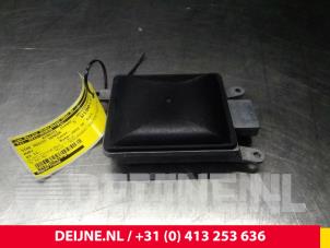 Audi Q3 Side assist sensor O32775 photo 2