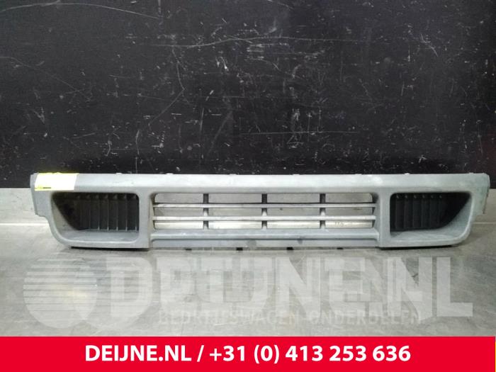 Bumperlijst midden-voor - Volkswagen Transporter