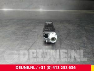 Audi Q3 Antenne Versterker O32918 foto 3