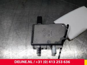 Mercedes Vito Antenne Versterker O32924 foto 2