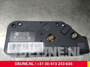 Volkswagen Eos Antennenverstärker O32930 foto 2