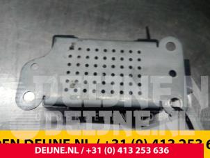 Volkswagen Golf Antennenverstärker O32931 foto 4