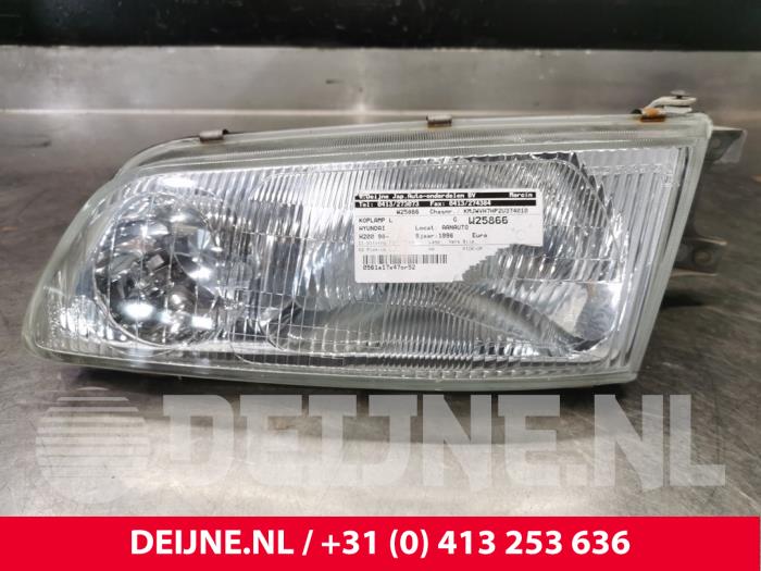 Hyundai H200 Headlight, left O33655