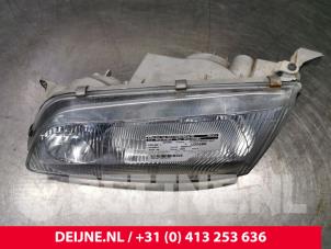 Hyundai H200 Koplamp links O33655 foto 2