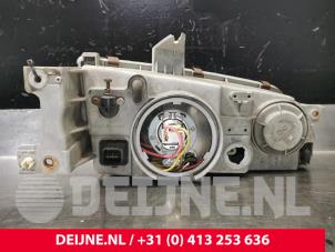 Hyundai H200 Scheinwerfer links O33659 foto 2