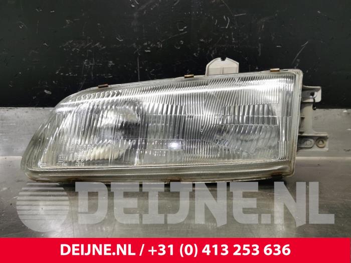 Hyundai H200 Headlight, left O33662