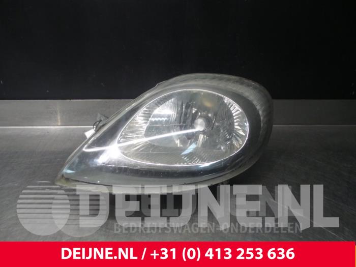 Nissan Primastar Scheinwerfer links O33677